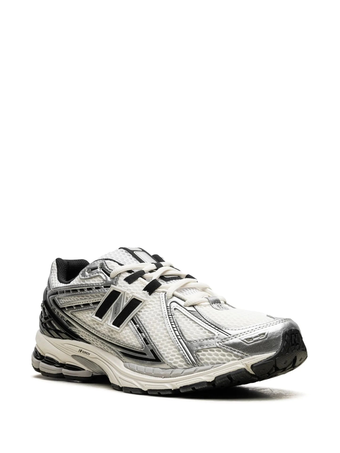New Balance M1906 Metallic Silver Sneakers - DBISFIT
